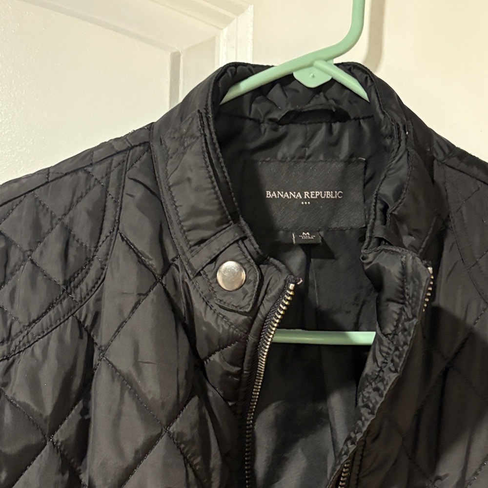 Banana Republic Dark Quilted Outerwear - Picture 4 of 5